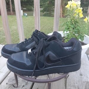 Black Nike delta forces